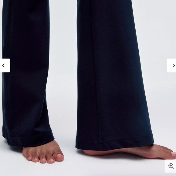 Lululemon Groove Nulu Super-High-Rise Flared Pant - Picture 3 of 6